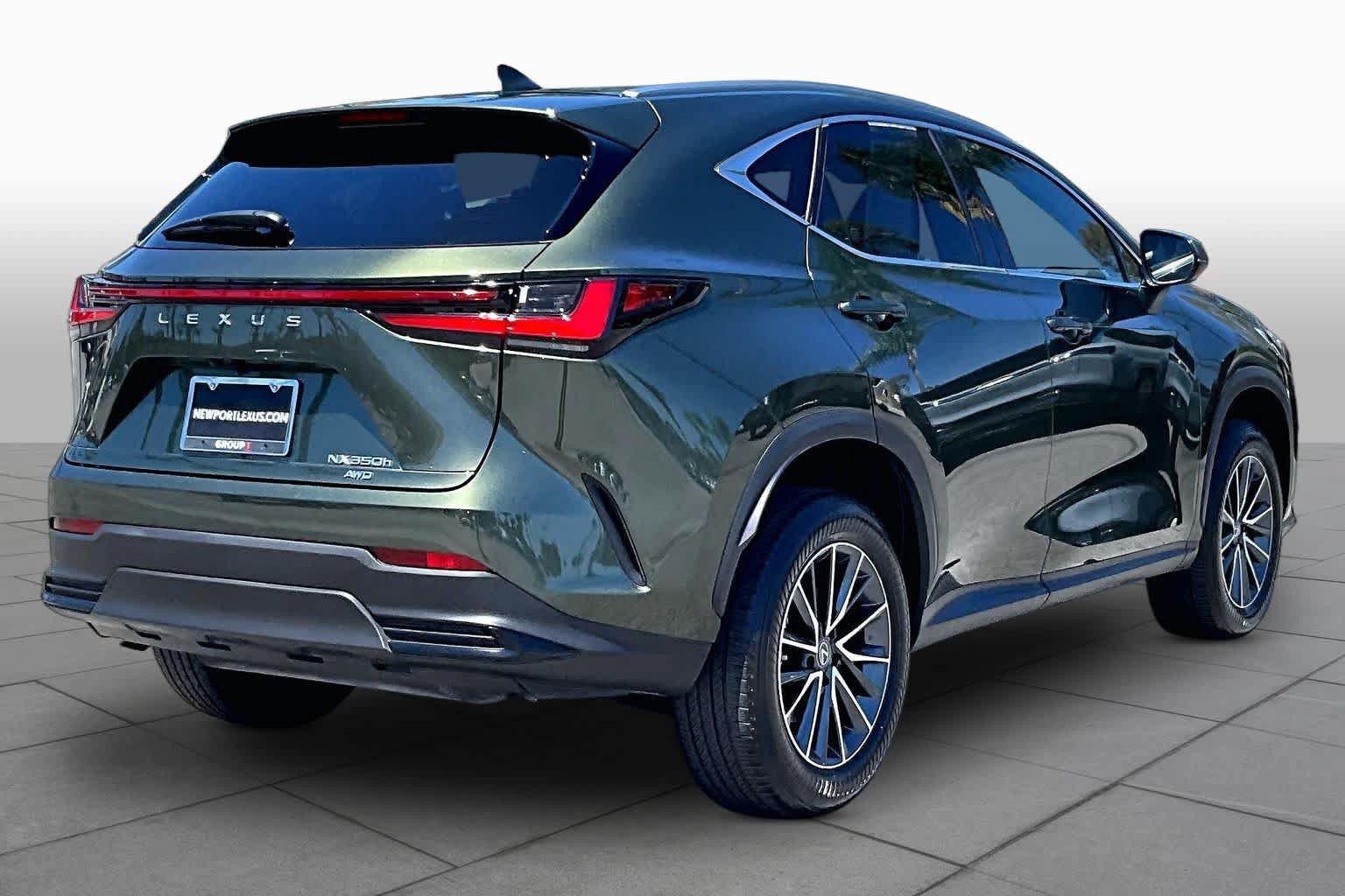 Used 2023 Lexus NX 350h AWD w/ Vision Package image 12