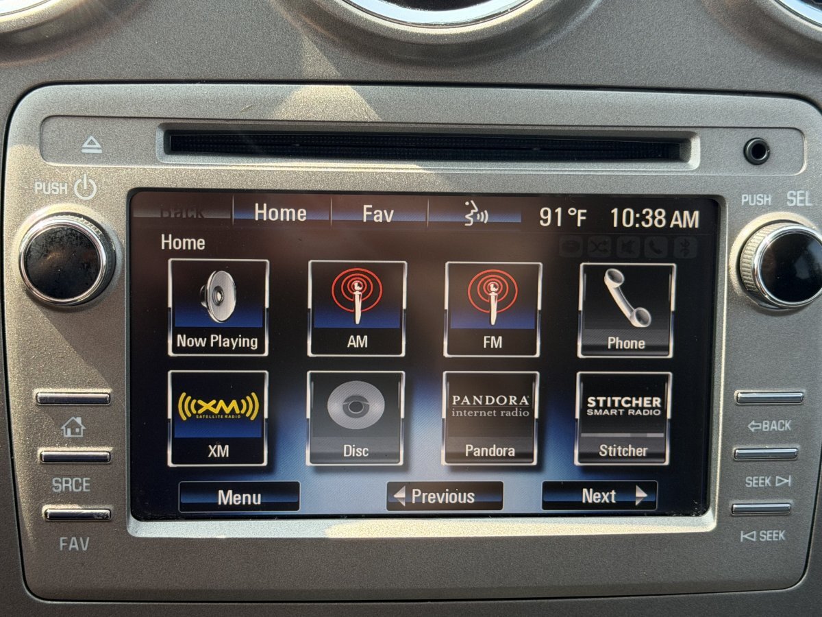 Used 2015 Chevrolet Captiva Sport LT w/ Convenience Package FWD image 19