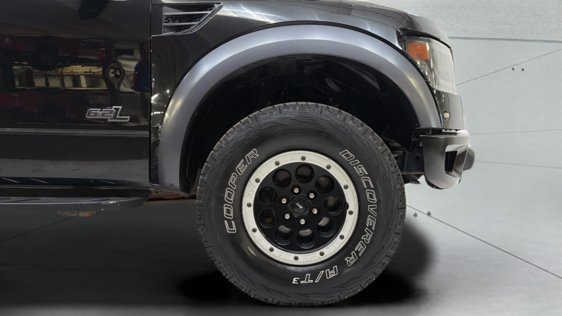 Used 2013 Ford F150 Raptor w/ Luxury Equipment Group AWD/4WD image 34
