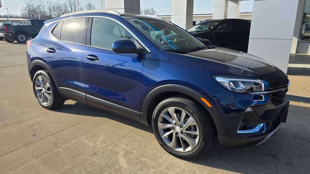 Used 2023 Buick Encore GX Essence w/ Experience Buick Package image 7