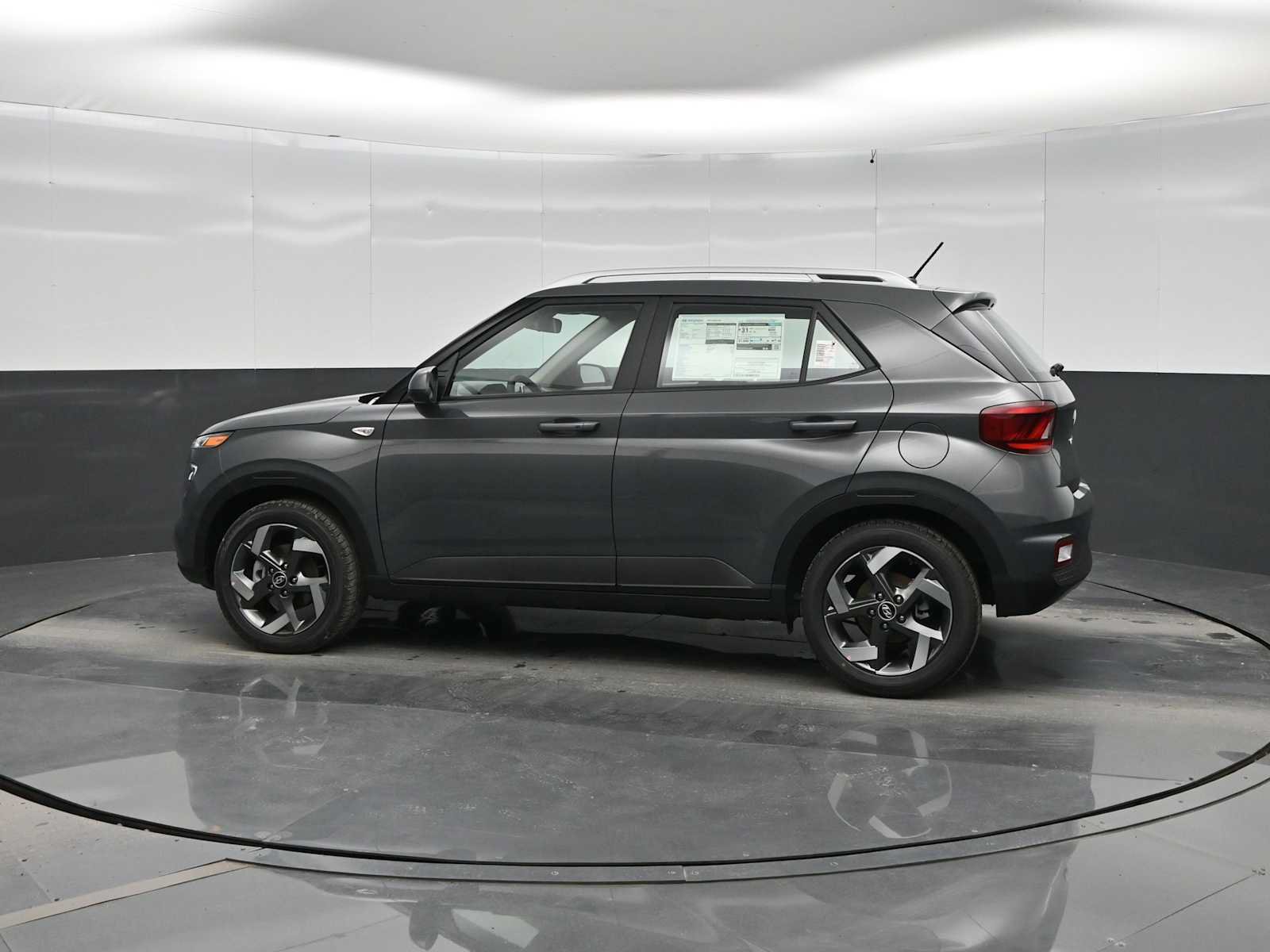 New 2026 Hyundai Venue SEL FWD image 5