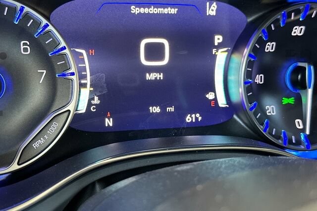 New 2025 Chrysler Pacifica Limited AWD/4WD image 22