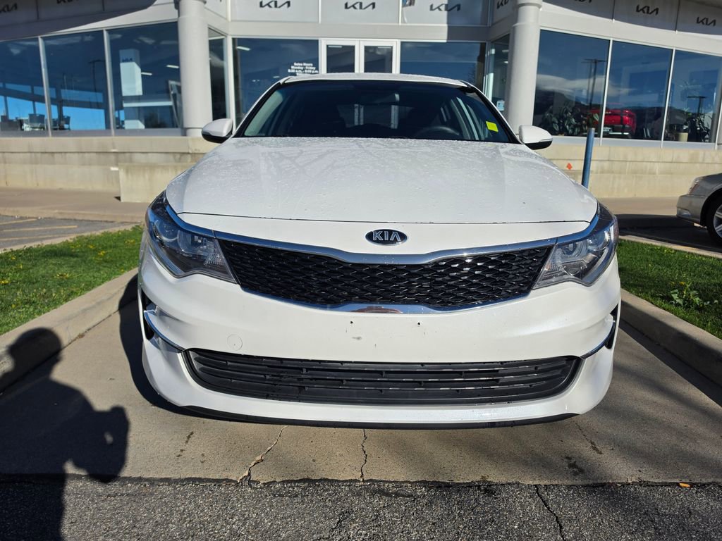 Used 2016 Kia Optima LX image 2