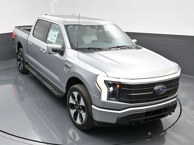 New 2023 Ford F150 Lightning Platinum image 18