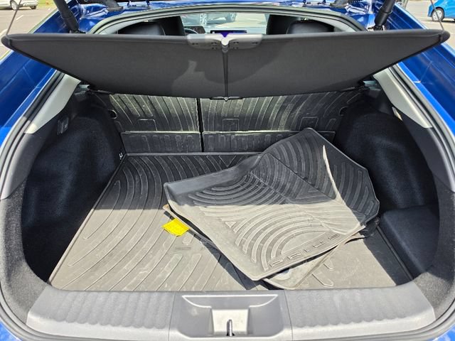 Used 2024 Toyota Prius Prime Premium FWD image 17