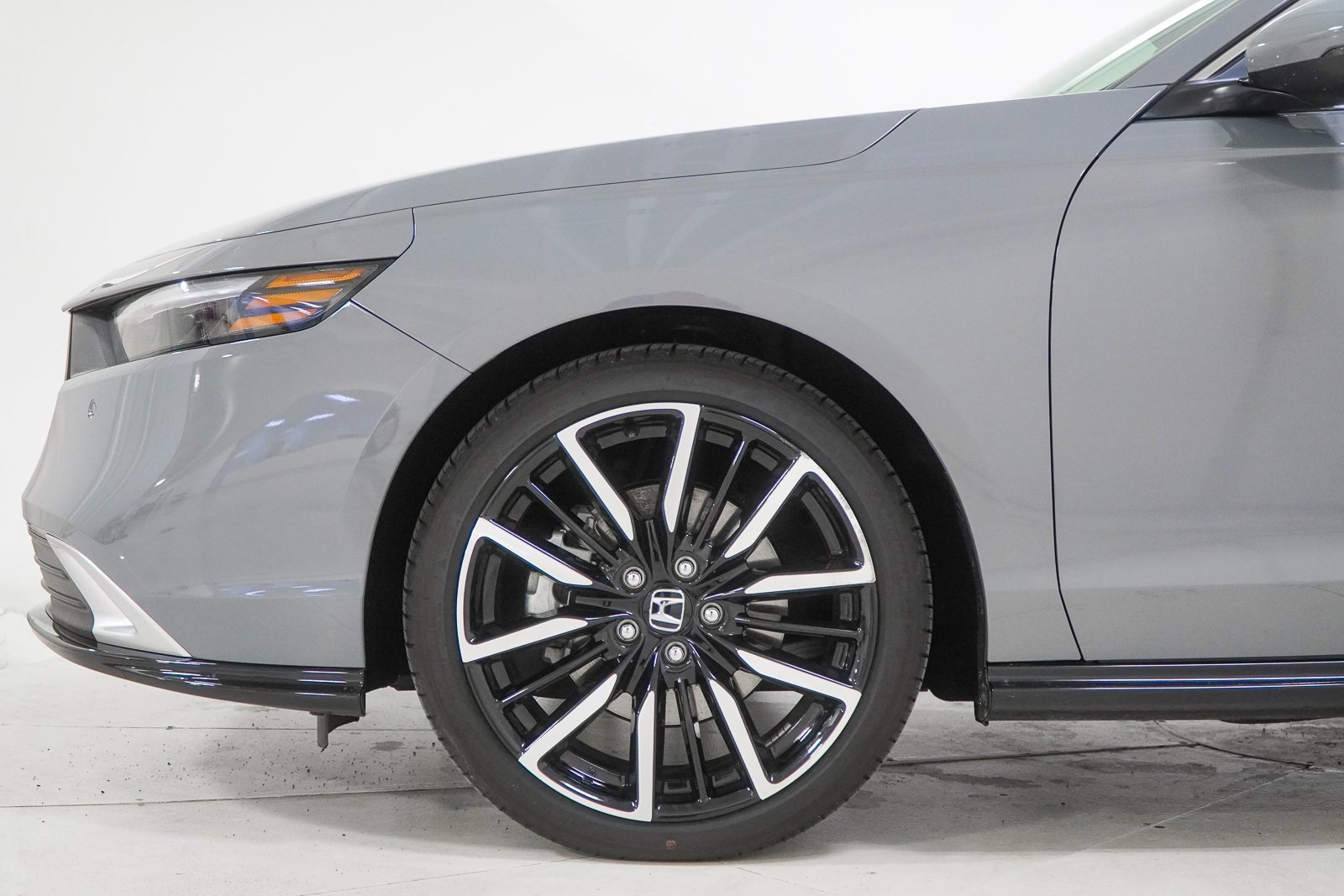 Used 2024 Honda Accord Touring image 16