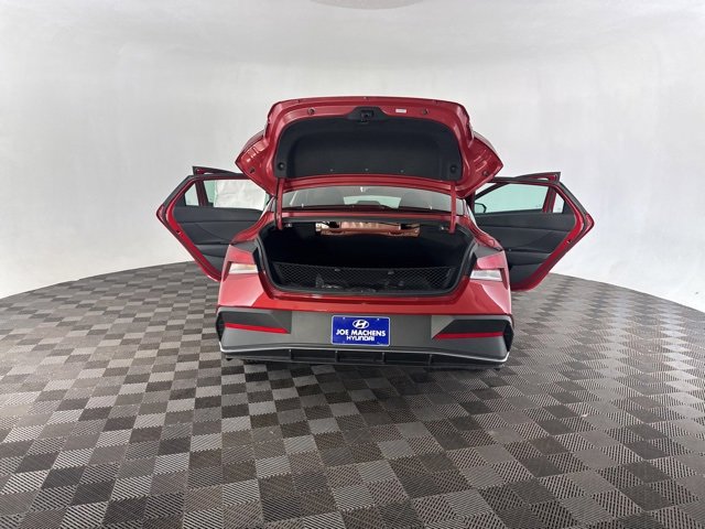 Certified 2025 Hyundai Elantra Sport w/ Cargo Package image 19