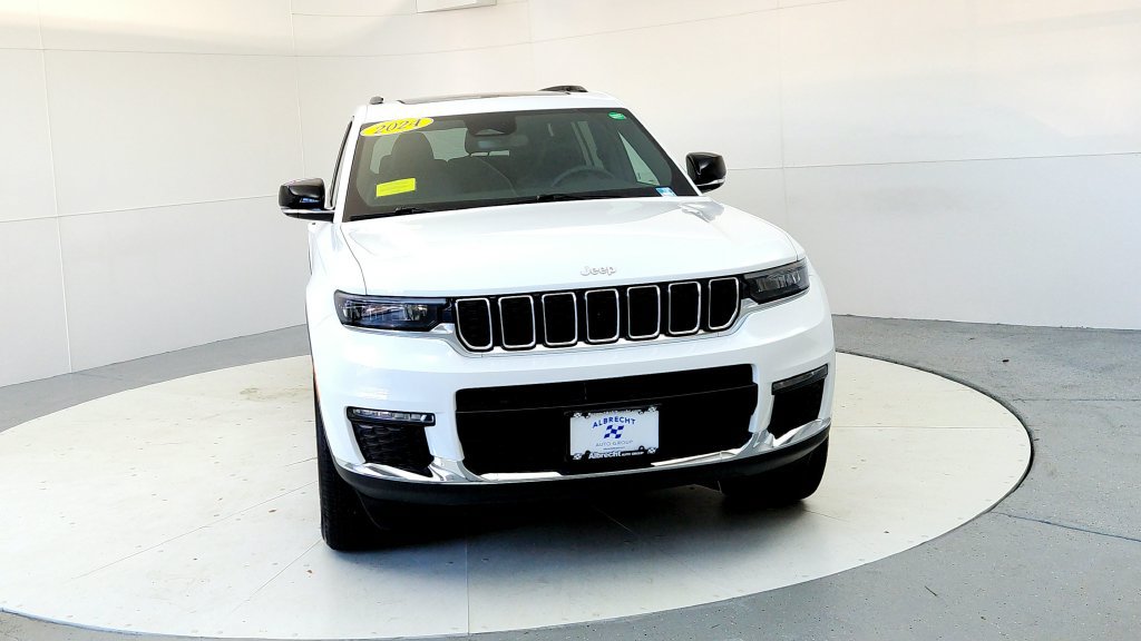 Used 2024 Jeep Grand Cherokee L Limited AWD/4WD image 8