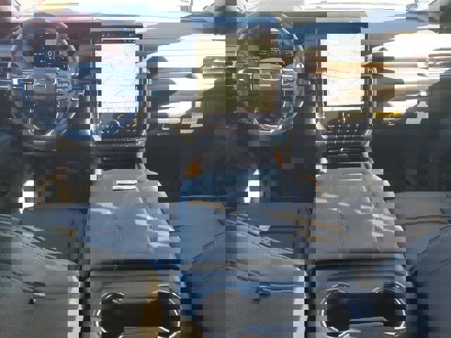 New 2026 GMC Yukon Denali w/ Sun & Power Step Package image 14