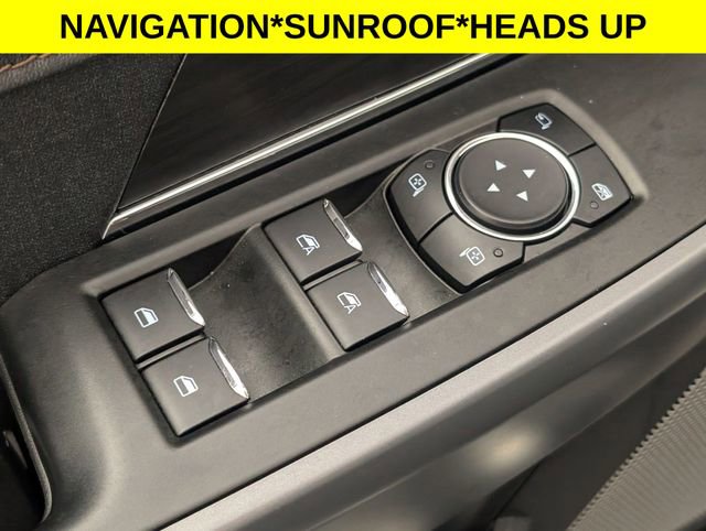 Used 2025 Ford F150 Lariat w/ Equipment Group 502A High image 12