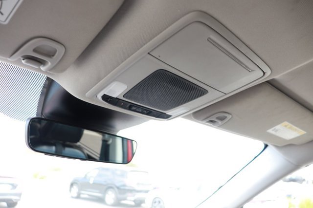 Used 2025 Honda Pilot EX-L image 33