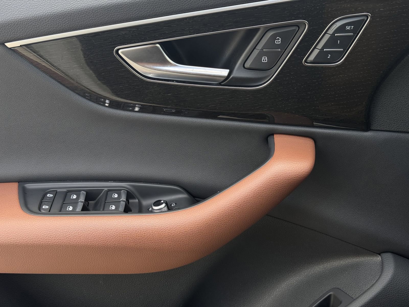 Used 2023 Audi Q7 2.0T Premium w/ Convenience Package image 24