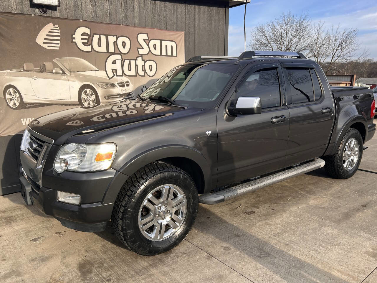 Used 2007 Ford Explorer Sport Trac Limited image 3