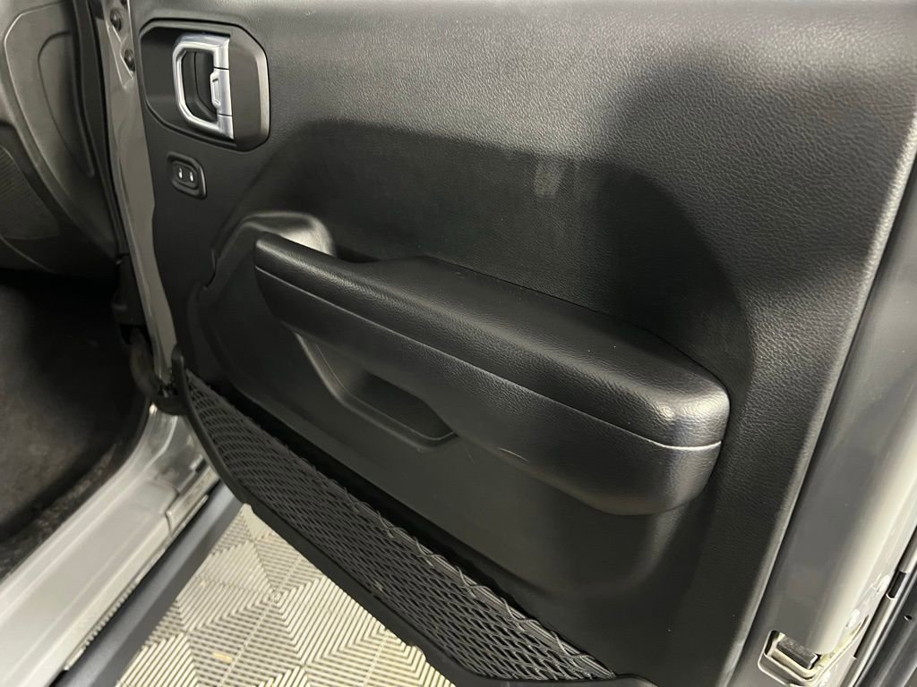 Used 2021 Jeep Wrangler Unlimited Rubicon 4xe w/ Steel Bumper Group image 34