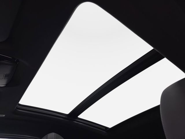 Certified 2025 BMW X4 xDrive30i image 27