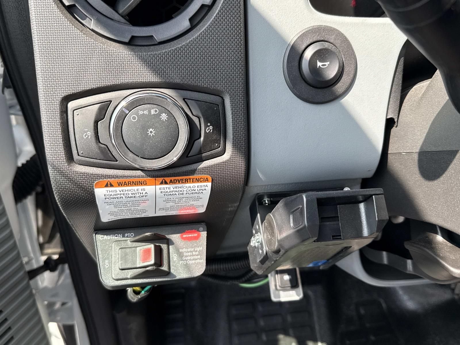 New 2027 Ford F750 2WD Regular Cab Super Duty image 18
