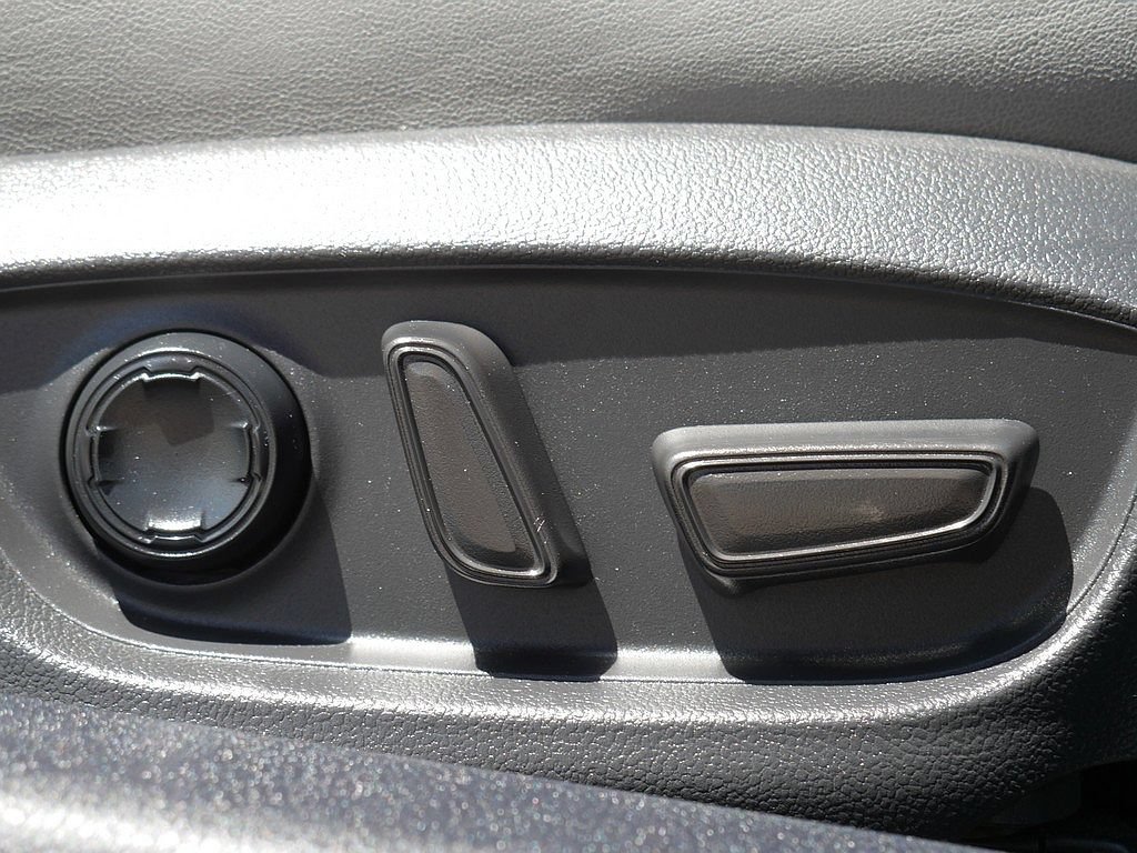 Used 2021 Toyota Avalon Limited w/ Advanced Safety Package FWD image 59