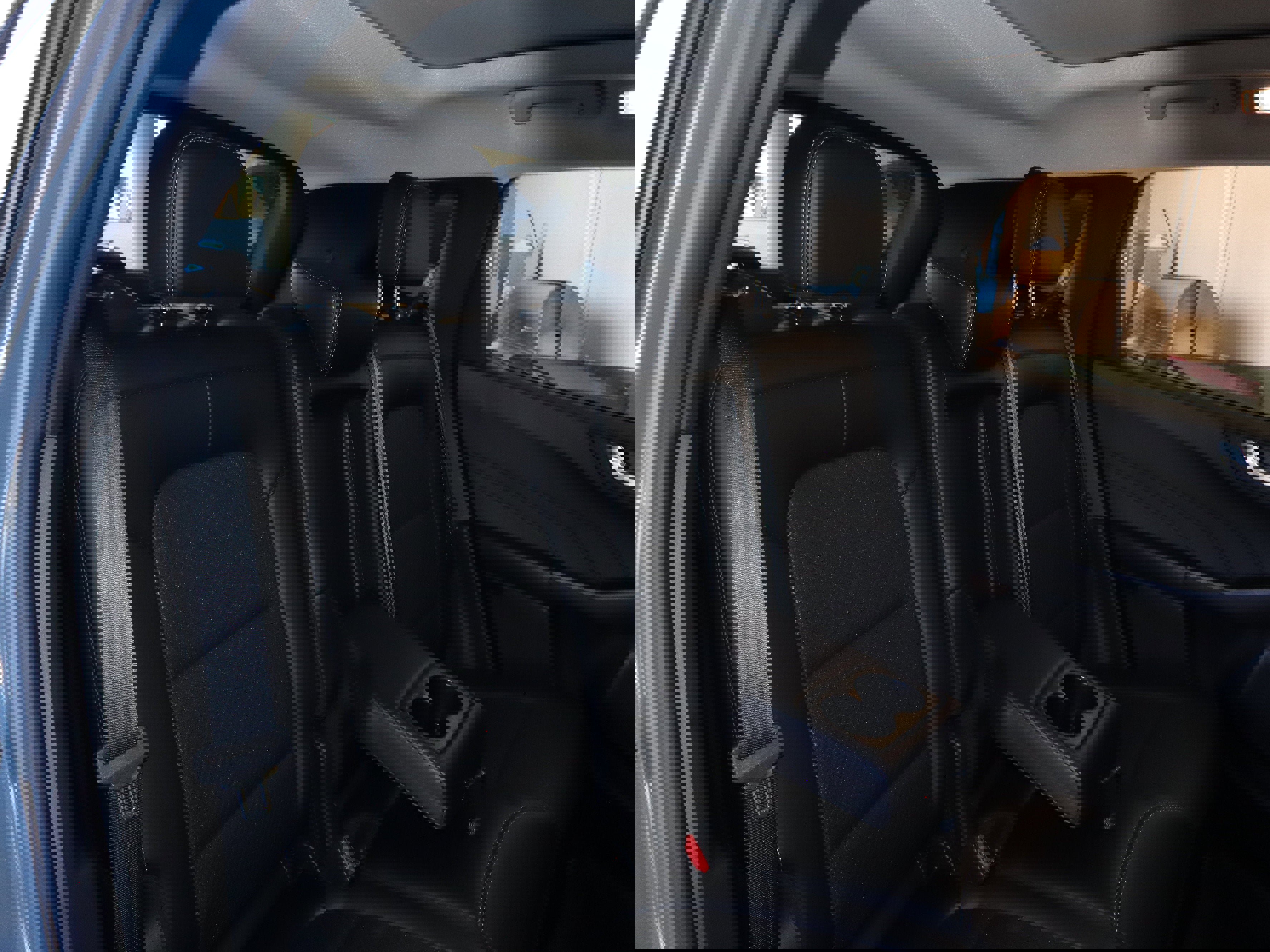 New 2025 Ford Escape SE w/ Class II Trailer Tow Package image 38