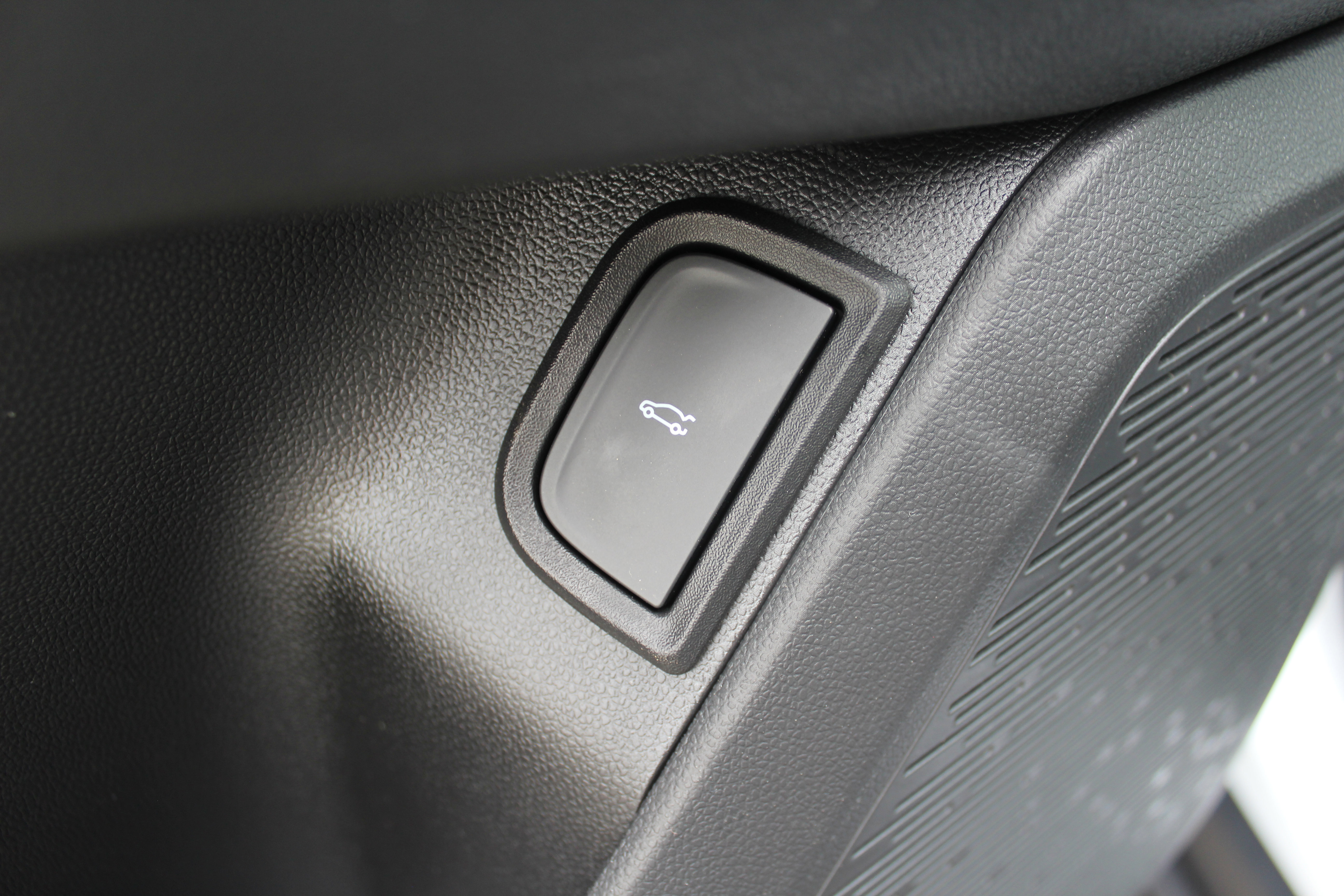 New 2026 Chevrolet Equinox ACTIV w/ LPO, Floor Liner Package image 28