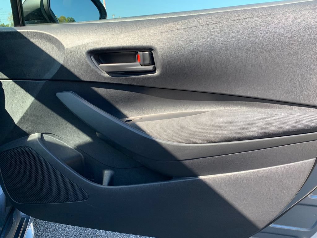 Used 2024 Toyota Corolla LE FWD image 19