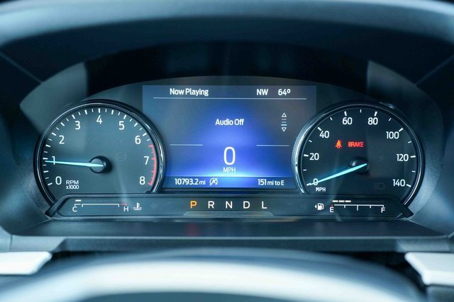 Used 2023 Ford Explorer XLT image 35