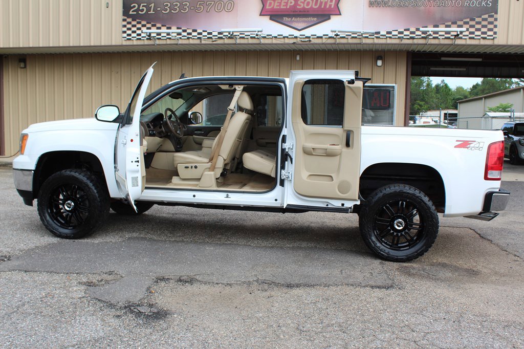 Used 2008 GMC Sierra 1500 SLT w/ SLT Preferred Package image 23