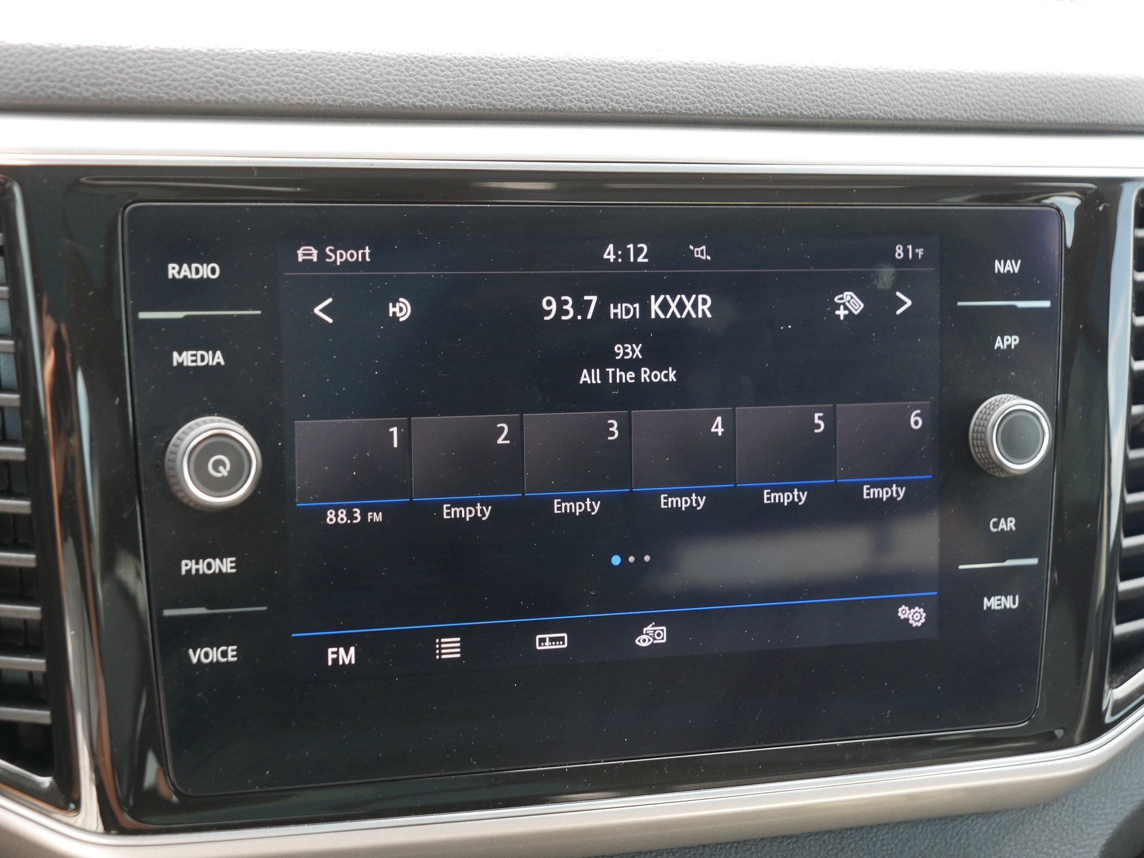 Used 2019 Volkswagen Atlas SEL AWD/4WD image 22