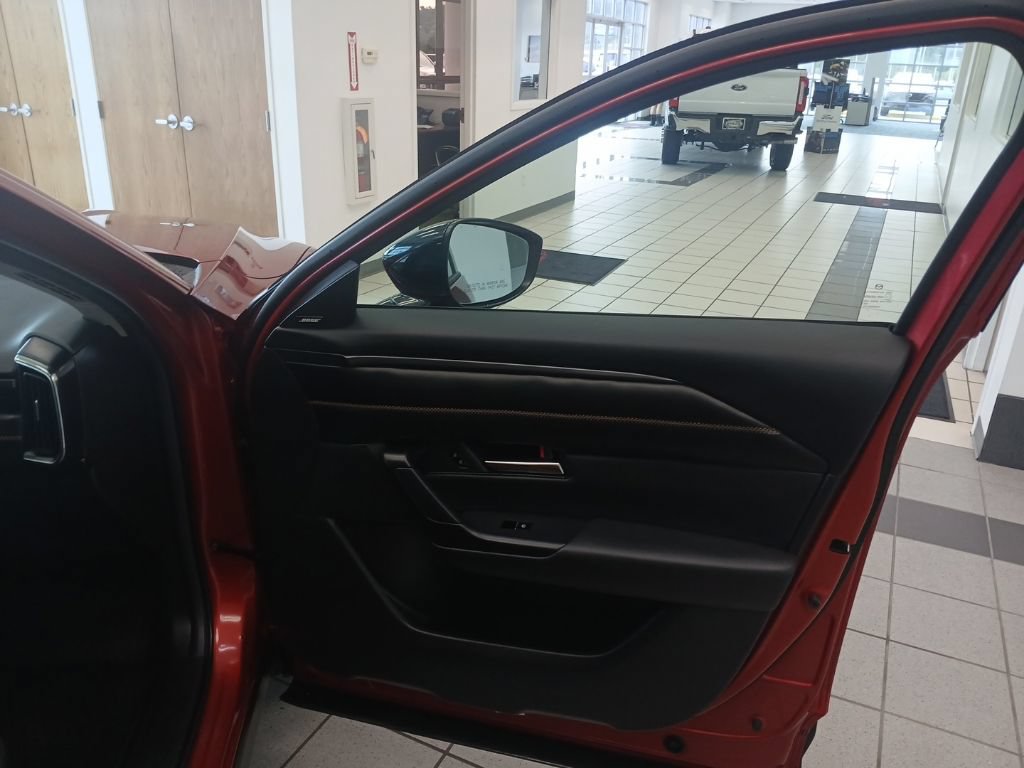 Used 2024 MAZDA CX-50 AWD 2.5 S w/ Weather Package image 16