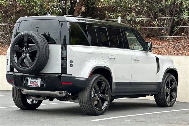 New 2026 Land Rover Defender 110 S image 5
