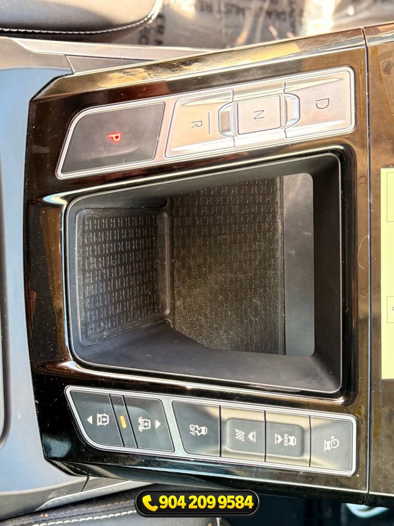 Used 2020 Jaguar I-PACE SE image 20