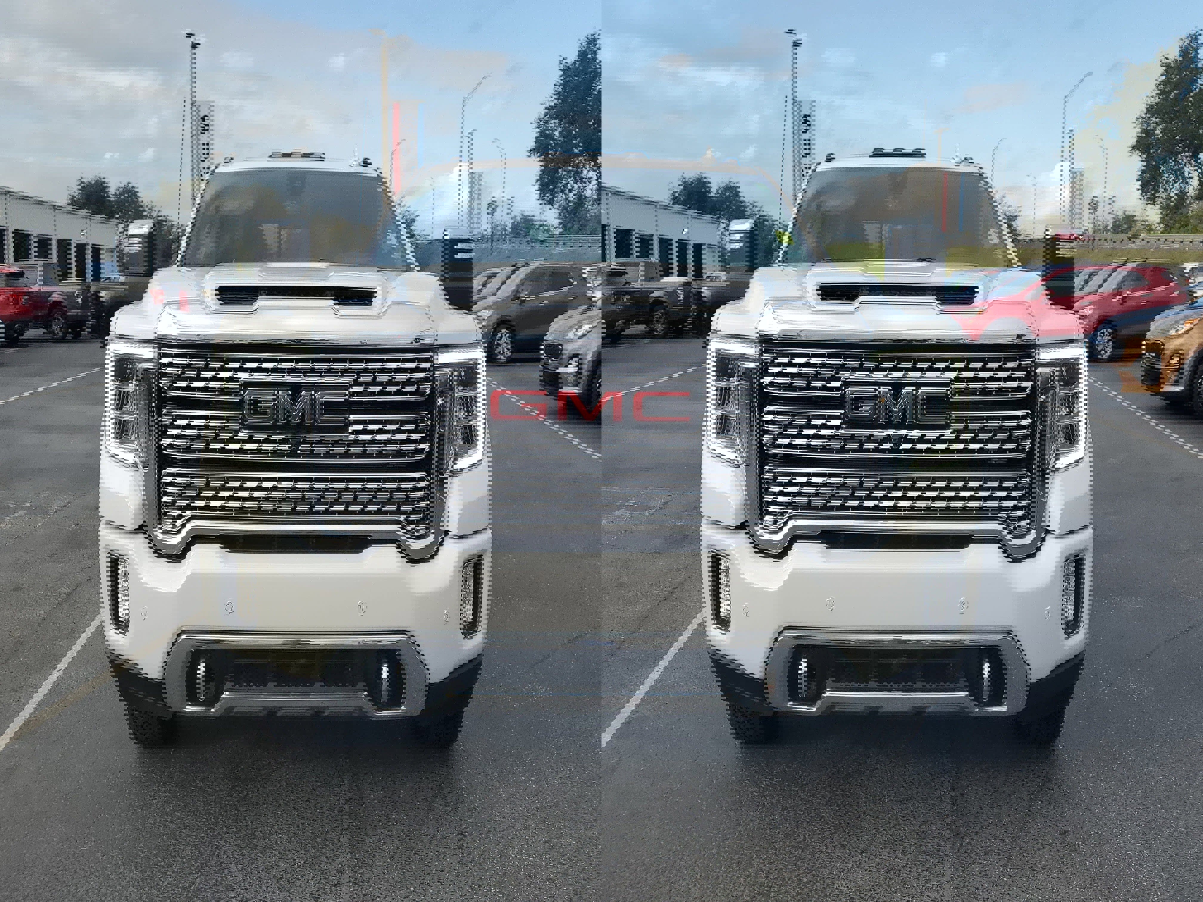 Used 2023 GMC Sierra 3500 Denali w/ Technology Package image 2