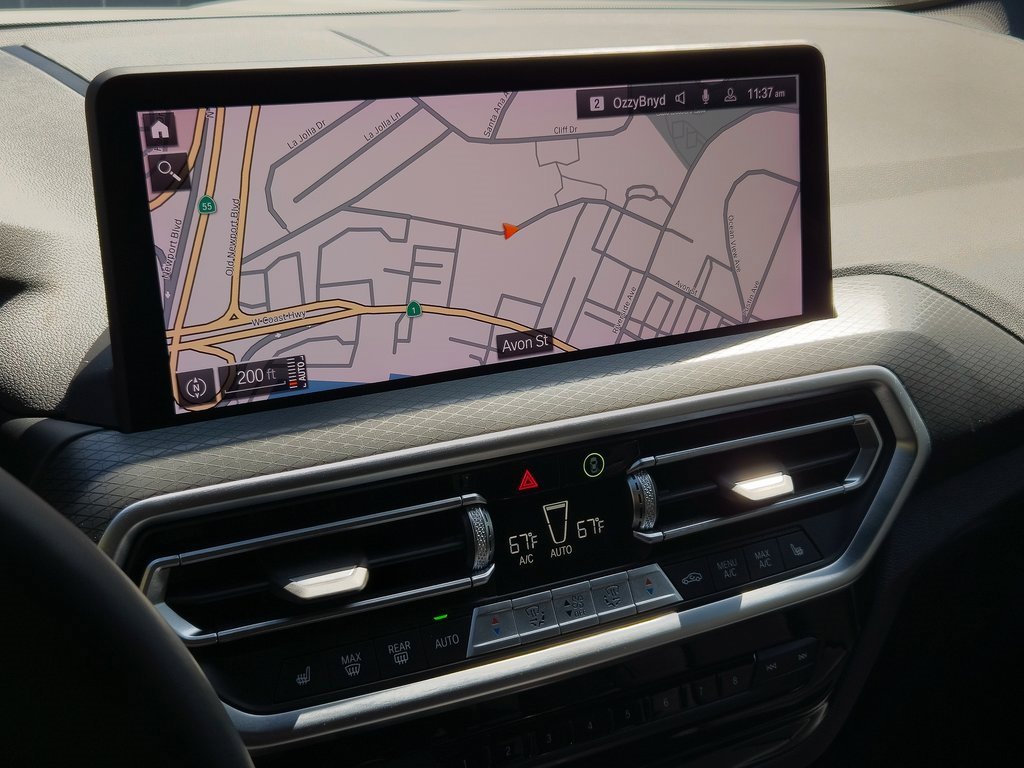 Used 2024 BMW X4 xDrive30i w/ Premium Package image 16