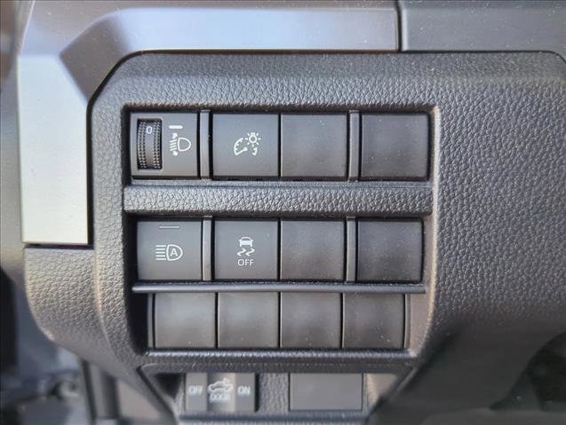 Certified 2025 Toyota Tacoma SR5 image 23