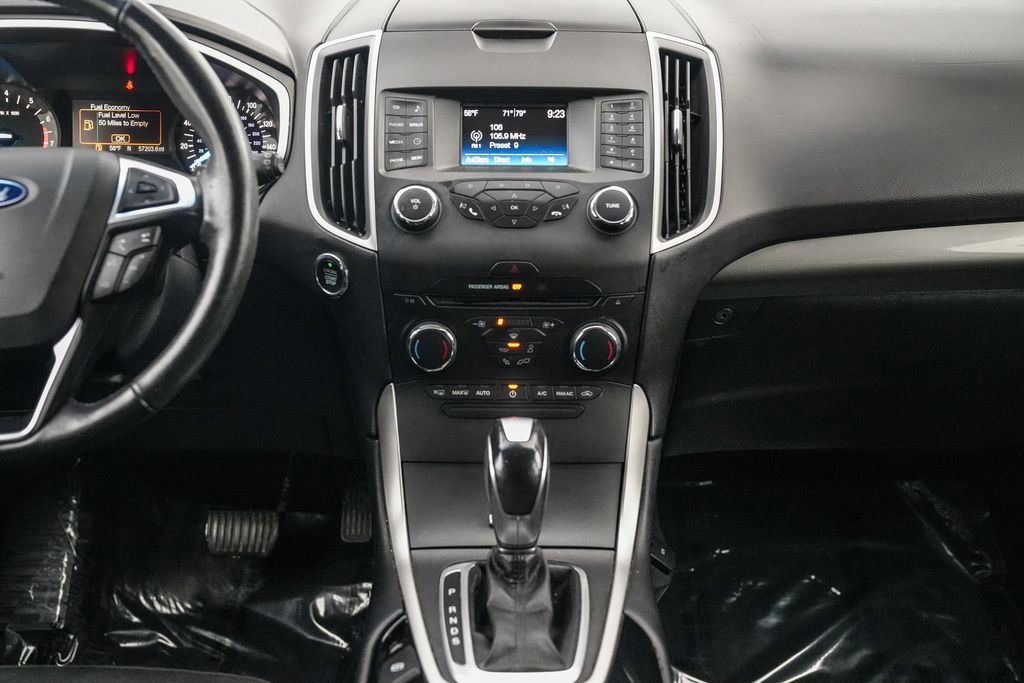 Used 2018 Ford Edge SEL image 14