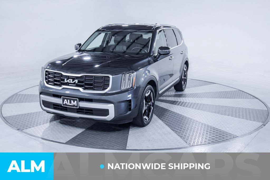 Used 2023 Kia Telluride S w/ S Sunroof Package FWD image 2