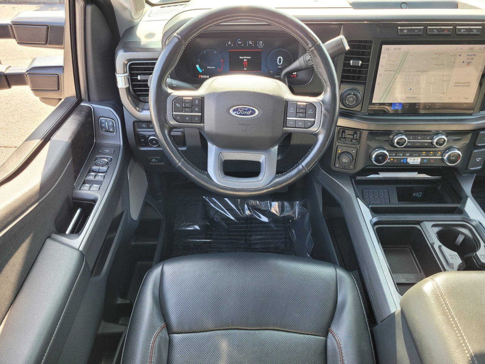 Used 2023 Ford F350 Lariat w/ Lariat Ultimate Package image 13