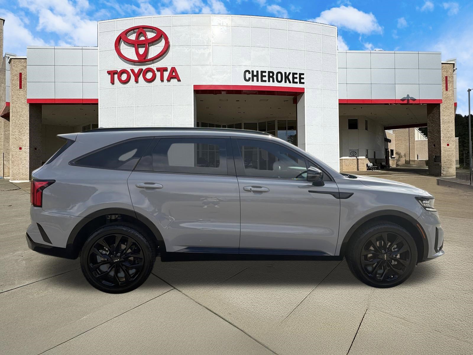 Used 2023 Kia Sorento SX image 4