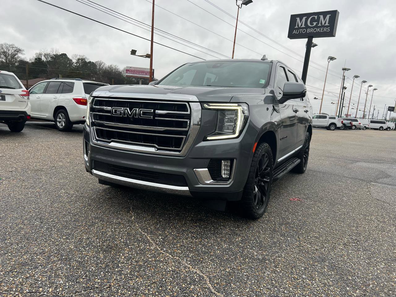Used 2022 GMC Yukon SLT w/ SLT Premium Package image 10