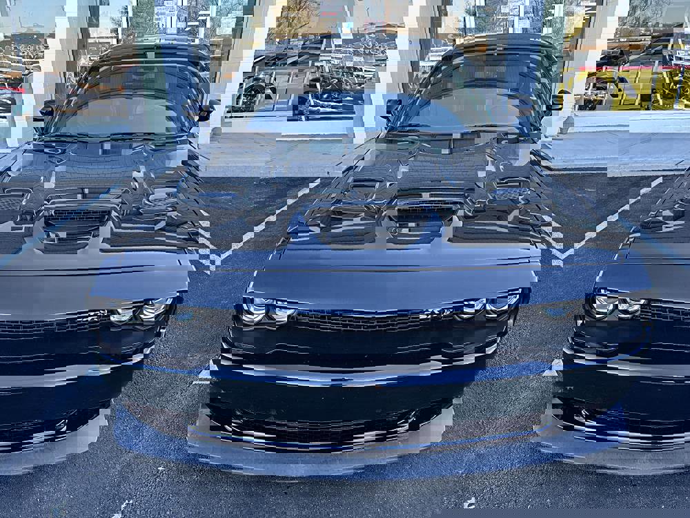 Used 2018 Dodge Challenger SRT Hellcat image 2