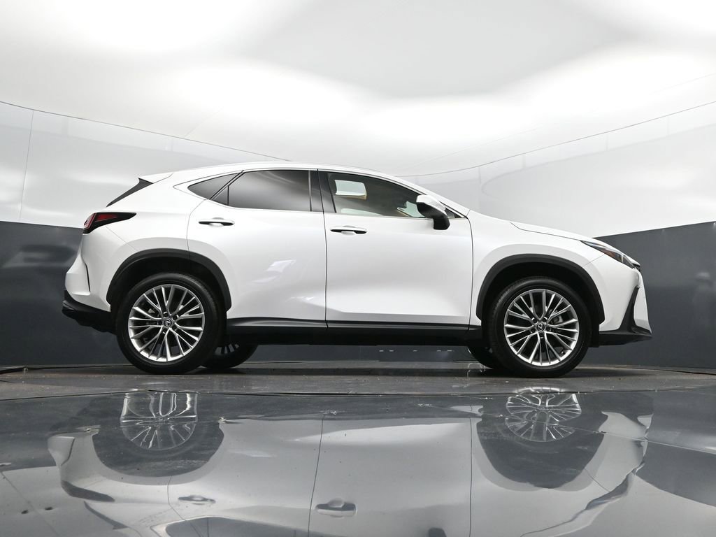 Certified 2025 Lexus NX 350 AWD w/ Accessory Package (2T) image 43