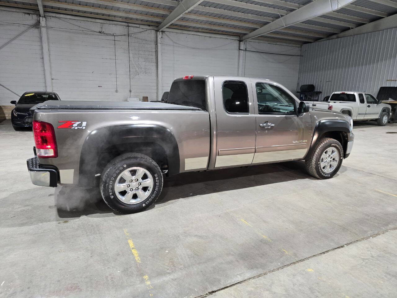 Used 2013 GMC Sierra 1500 SLE w/ Power Tech Package image 14