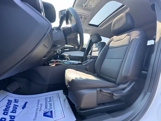 New 2026 Chevrolet Trax LT w/ Sunroof Package FWD image 11