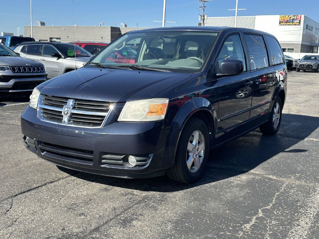 Used 2008 Dodge Grand Caravan SXT FWD image 7