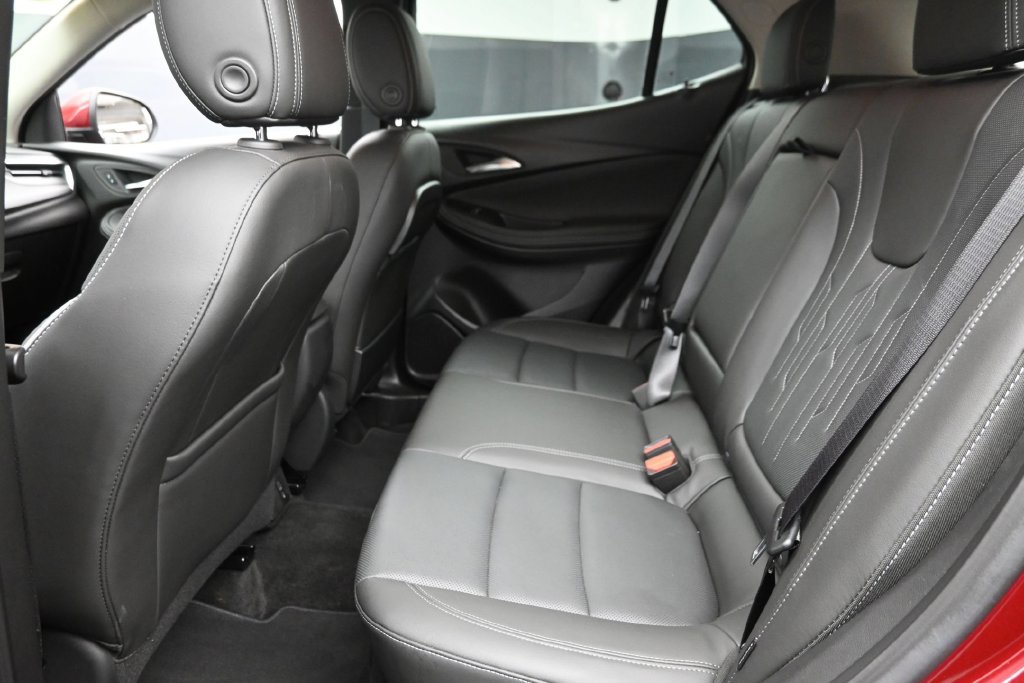 Used 2024 Buick Encore GX Avenir w/ Avenir Convenience Package AWD/4WD image 12