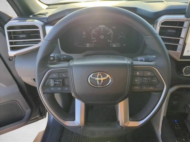 Used 2026 Toyota Tundra Limited AWD/4WD image 14