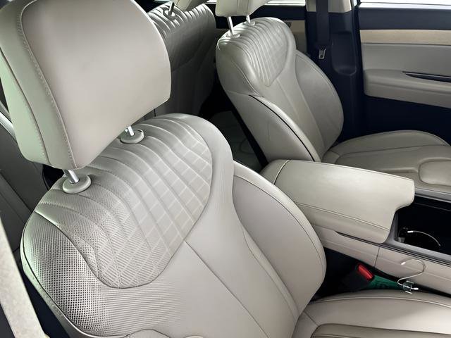 Used 2024 Hyundai Palisade Limited image 26