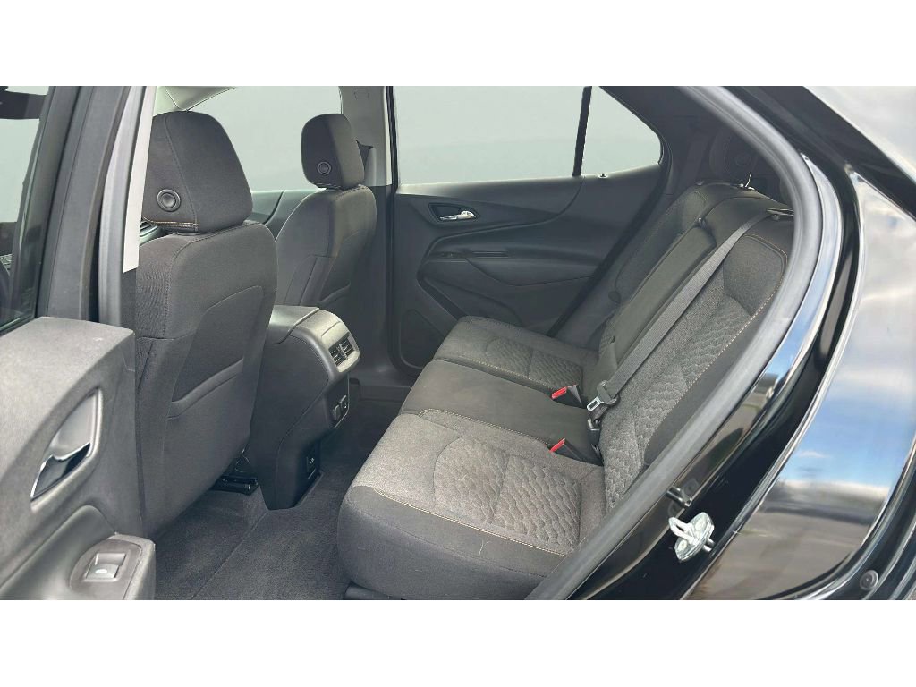 Used 2018 Chevrolet Equinox LT w/ Sun & Infotainment Package image 12