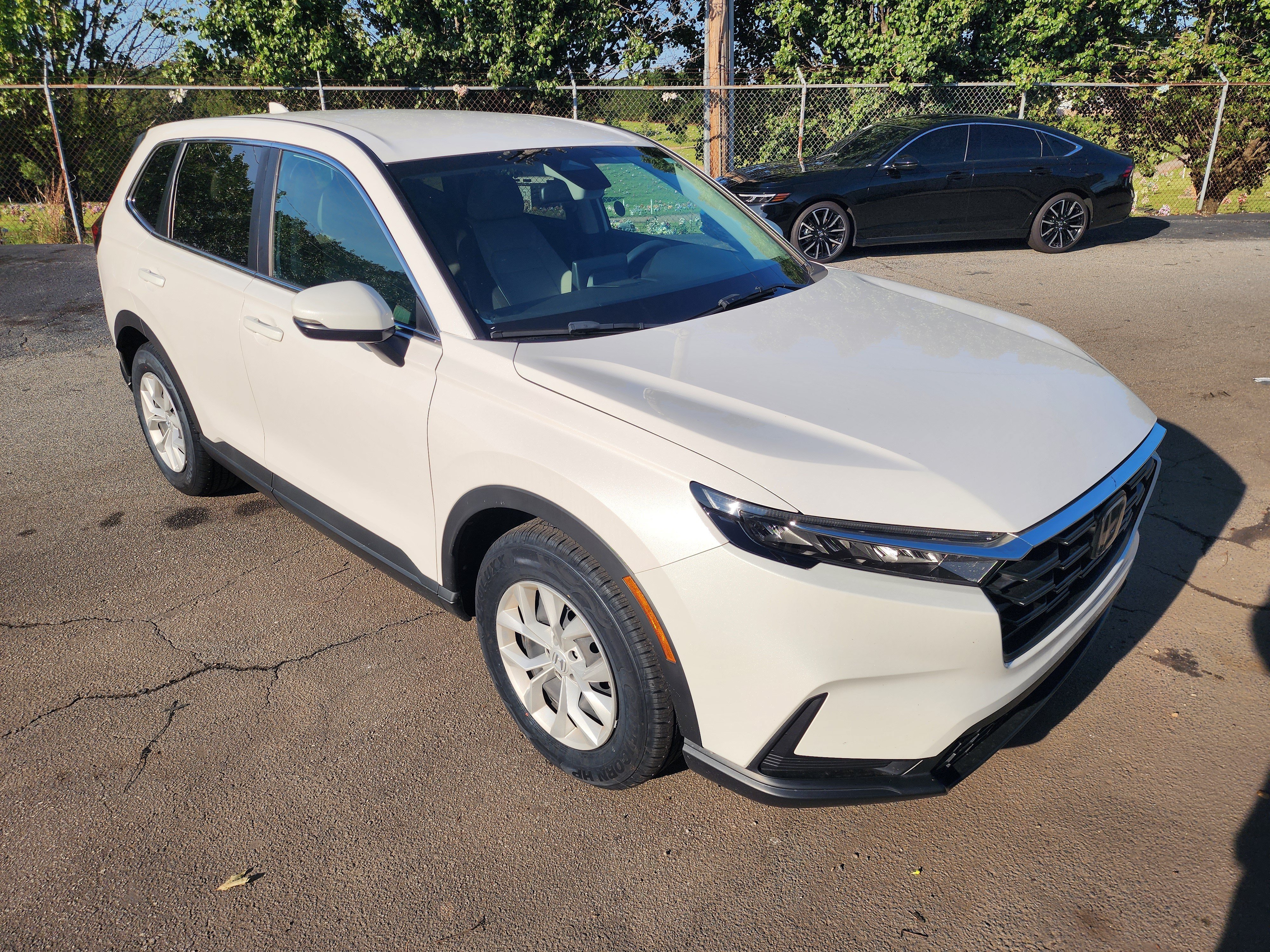 Certified 2025 Honda CR-V LX image 2