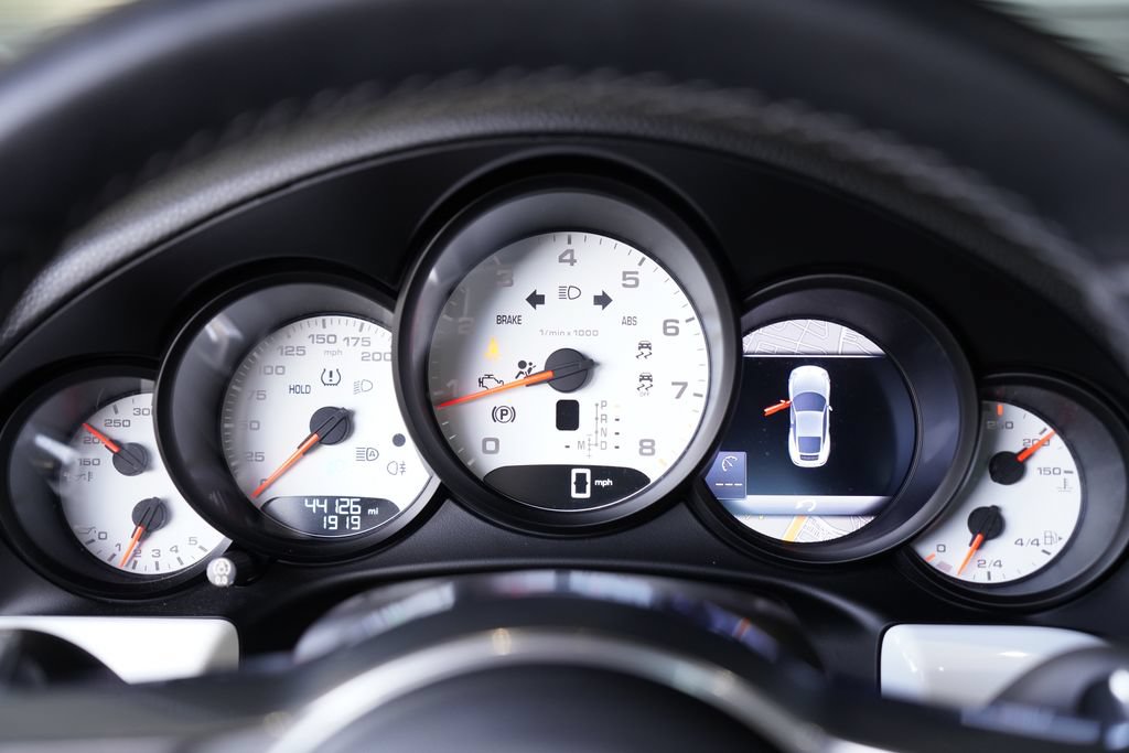 Certified 2017 Porsche 911 Carrera RWD image 19