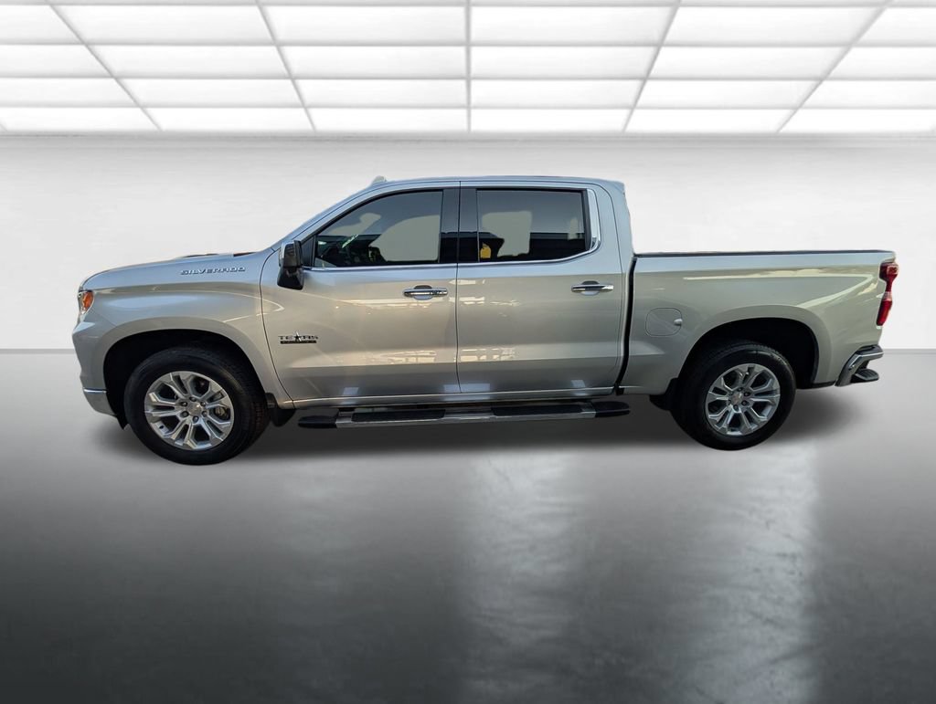 Certified 2022 Chevrolet Silverado 1500 LTZ w/ Technology Package RWD image 30